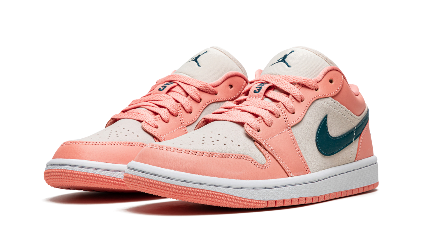AIR JORDAN 1 LO WMNS Light Madder Root DC0774 800