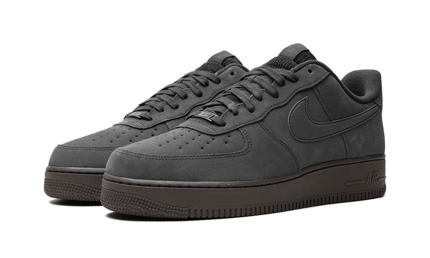Nike Air Force 1 "Dark Chocolate" DO6730 001