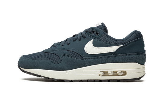 Nike Air Max 1 "Armory Navy" AH8145 401