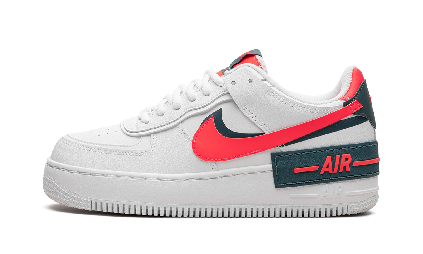 Nike AIR FORCE 1 SHADO NMS WMNS White Solar Red DB3902 100