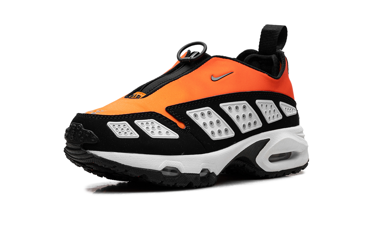 Nike Air Max Sunder WMNS "Bright Crimson" HJ8080 600