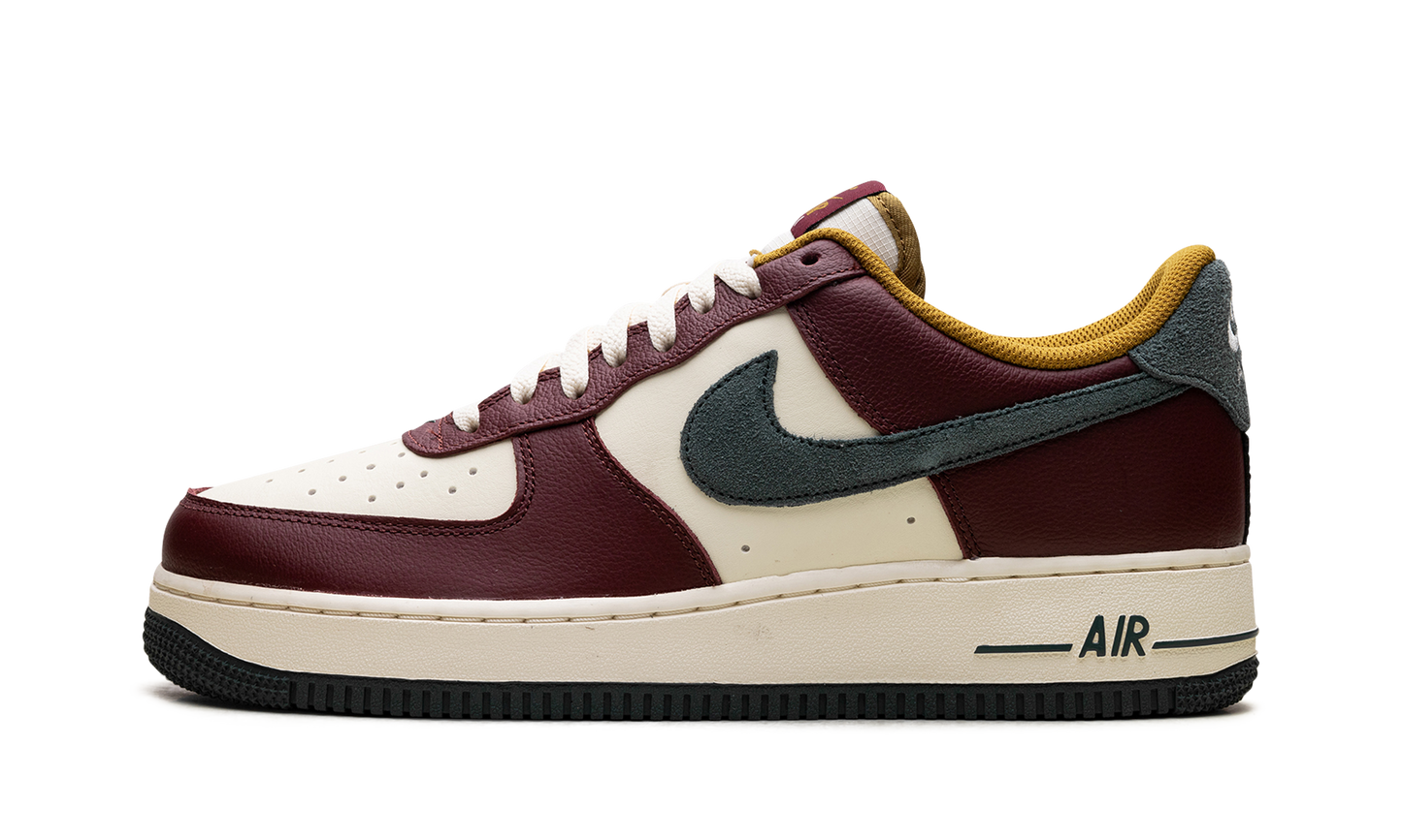 Nike Air Force 1 "Dark Team Red Vintage Green" HQ3612 113