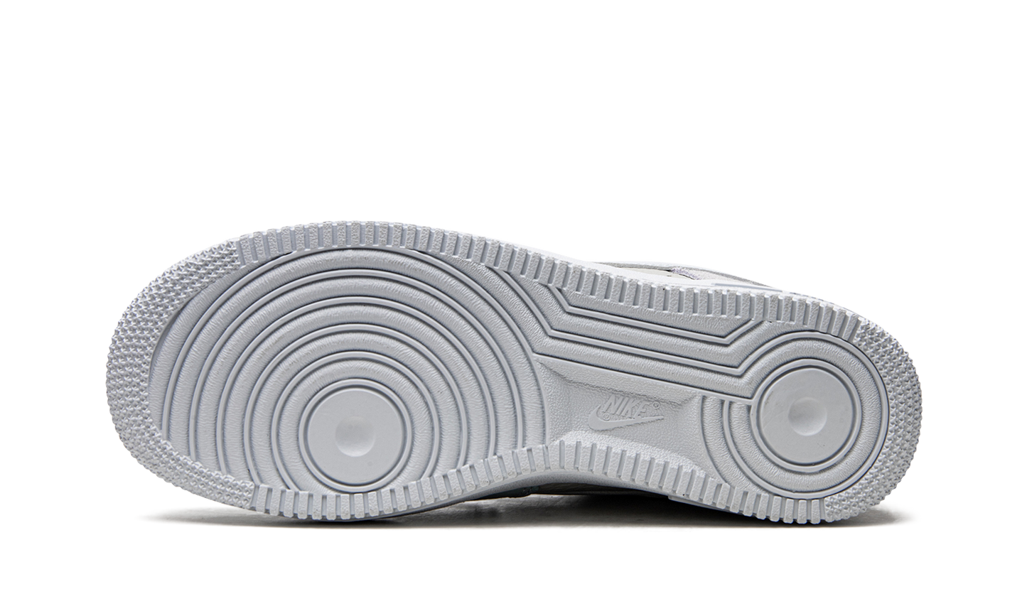 Nike AIR FORCE 1 LO WMNS NH1 Be Kind DR3100 001