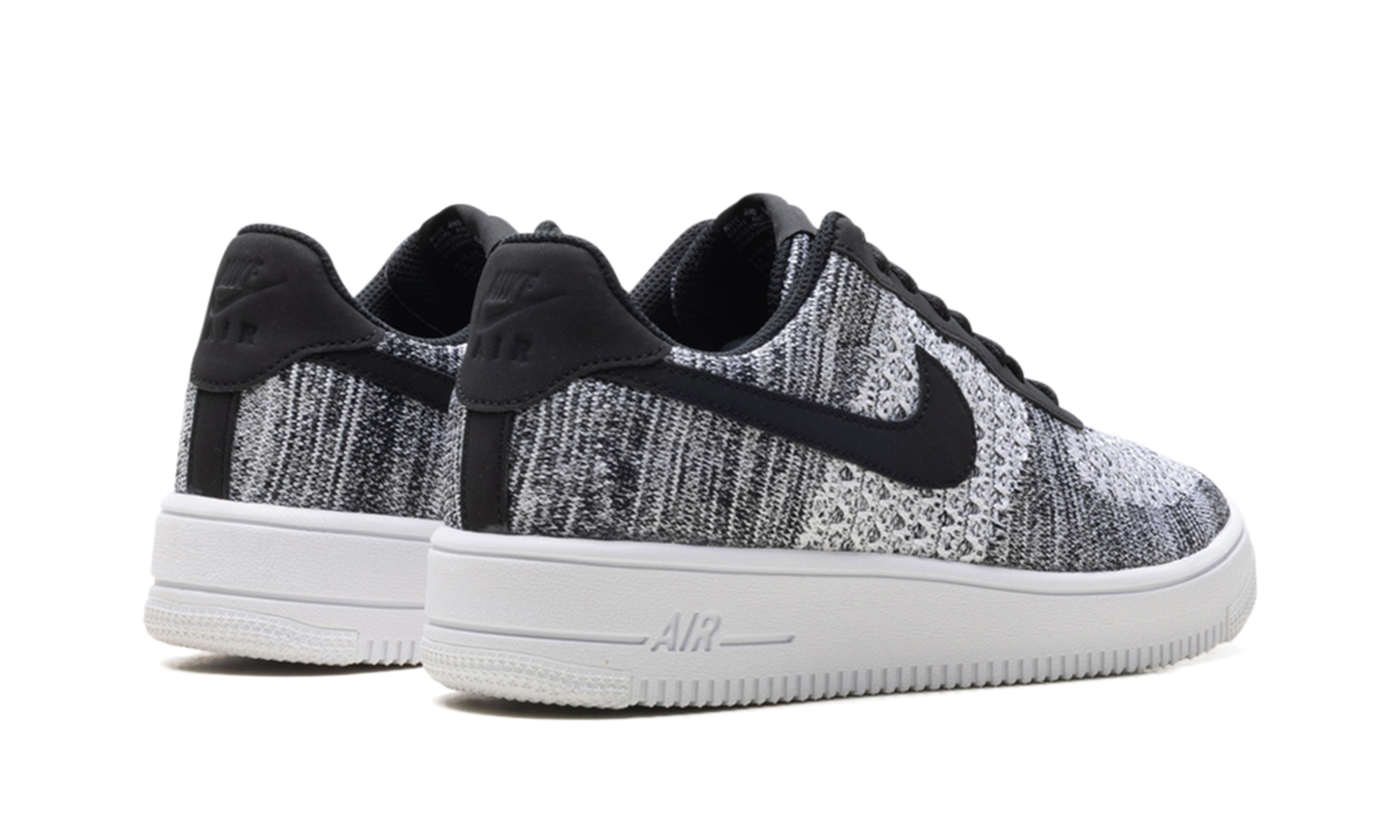 Nike Air Force 1 Flyknit Low 2.0 "Oreo" AV3042 001