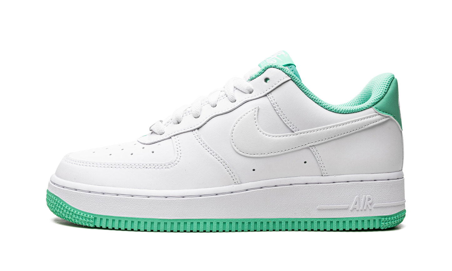 Nike Air Force 1 Low "Mint" DH7561 107