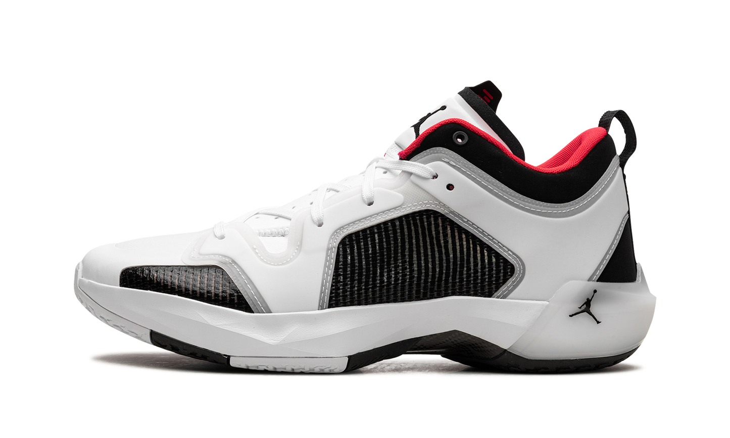 Air Jordan 37 Low Siren Red DQ4122 100