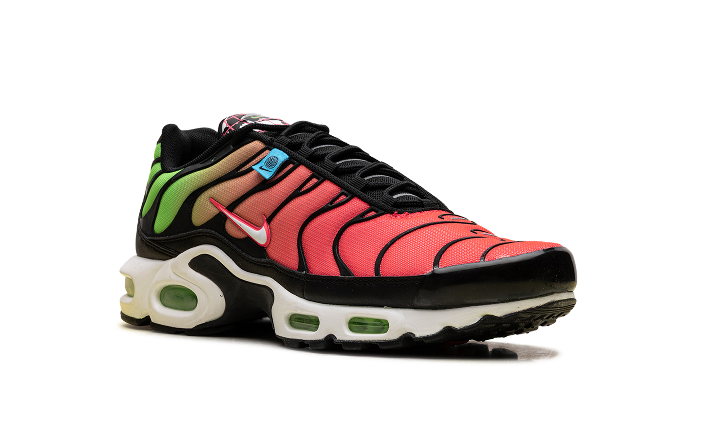Nike Air Max Plus WW "Worldwide Pack Crimson Green" CK7291 001