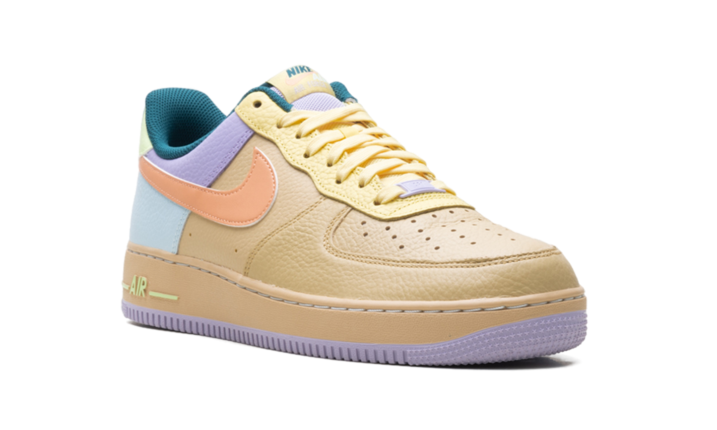 Nike Air Force 1 "Easter" IB4493 252
