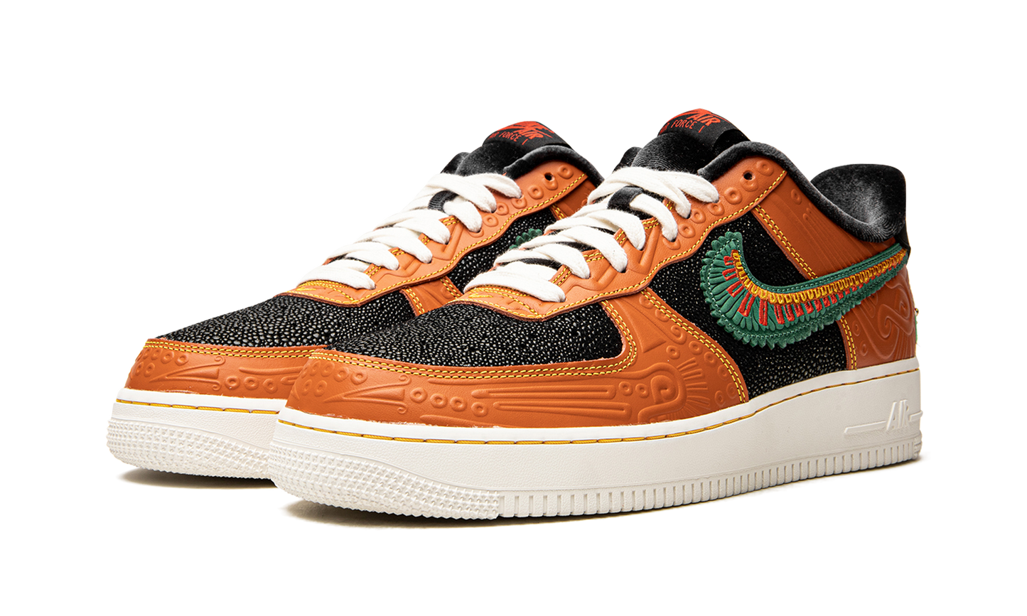 Nike Air Force 1 '07 LX "Siempre Familia" DO2157 816