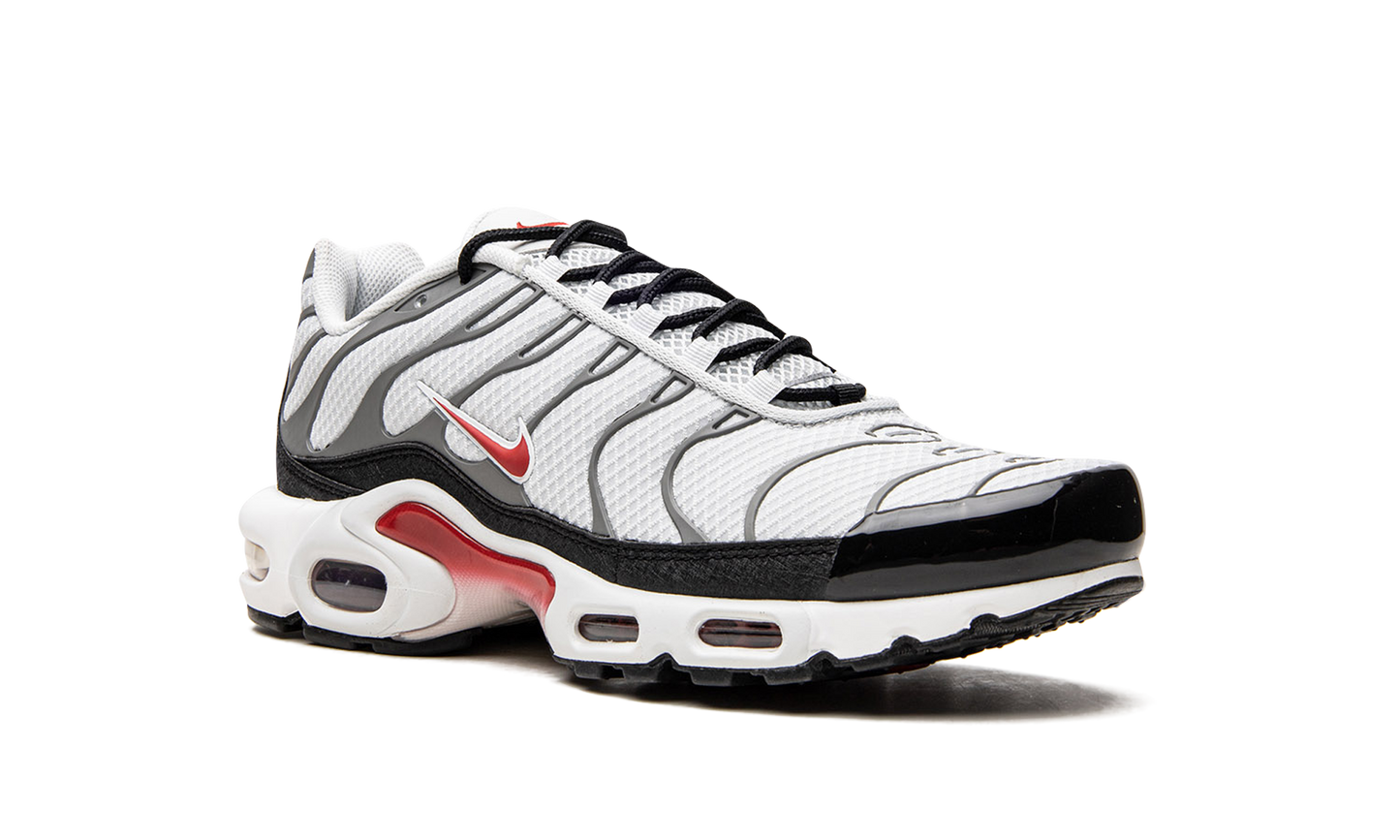 Nike Air Max Plus "Photon Dust / Varsity Red" DM0032 002
