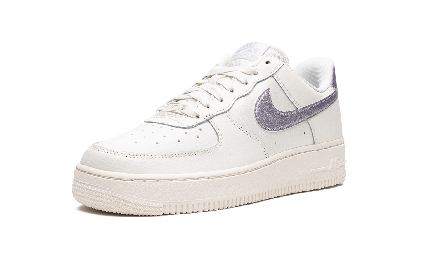 Nike AIR FORCE 1 MNS WMNS Metallic Purple DV7470 100