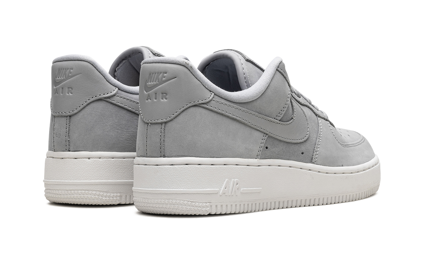 Nike AIR FORCE 1 LO '07 PRM WMNS Wolf Grey DR9503 001