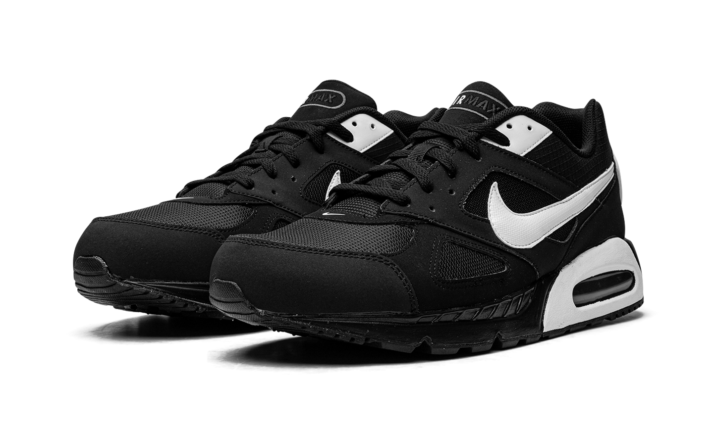 Nike Air Max IVO 580518 011