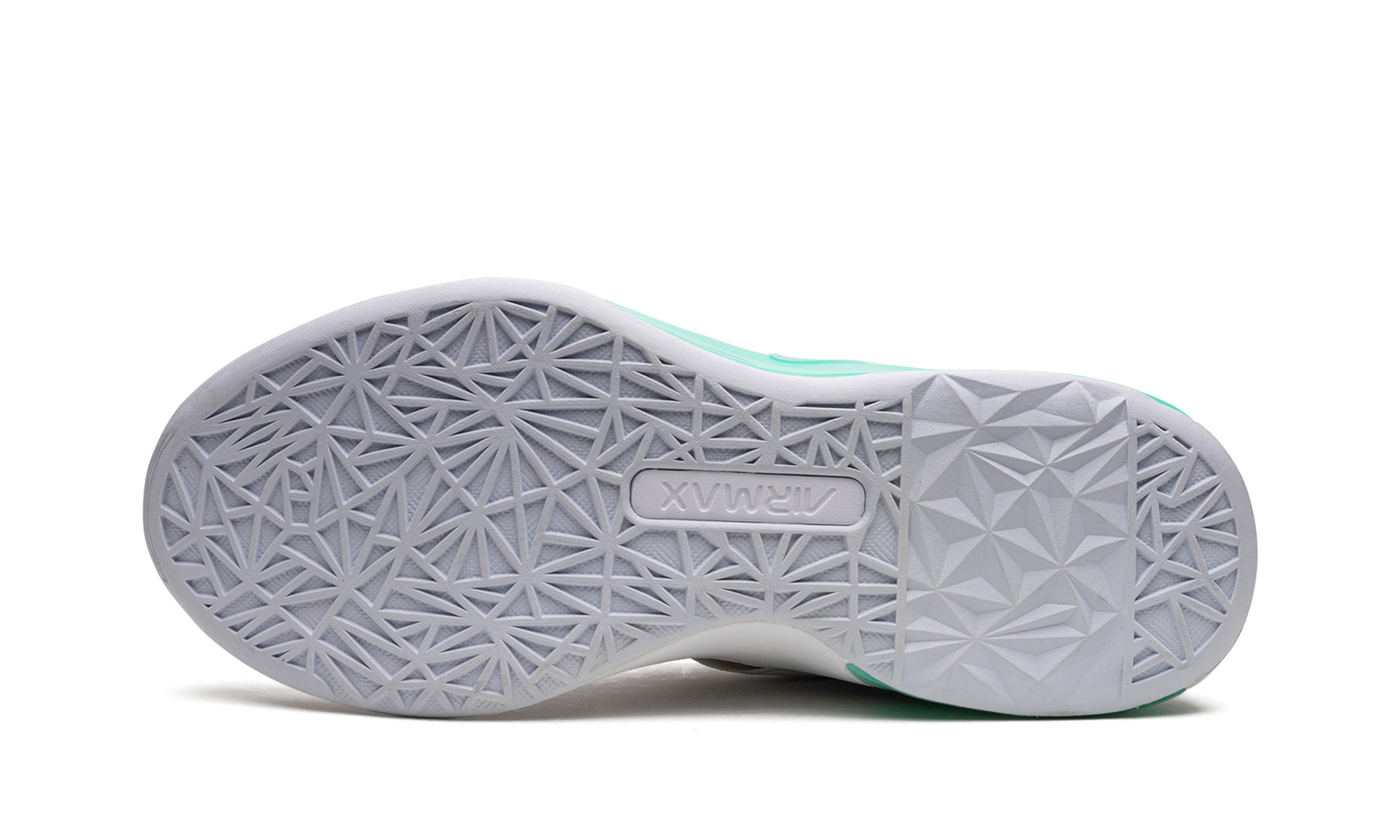 Nike WMNS Air Max Bella TR 4 CW3398 101