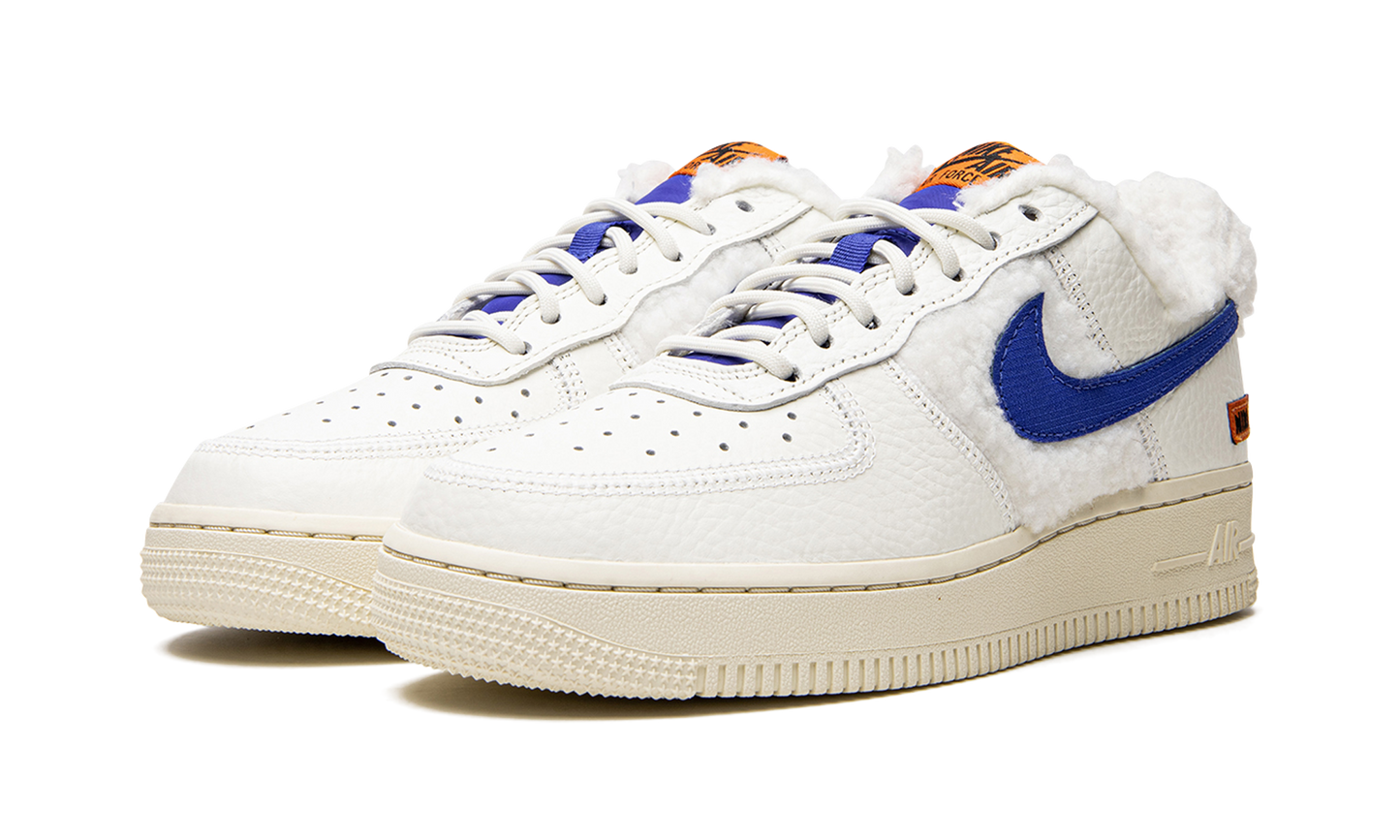 Nike AIR FORCE 1 LO '07 MNS WMNS Sherpa Fleece DO6680 100