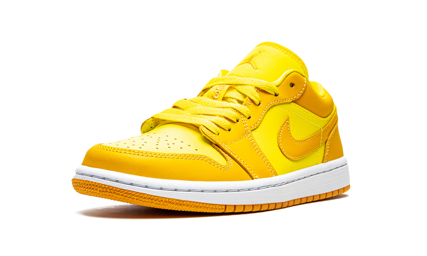 AIR JORDAN 1 LO WMNS Yellow Strike DC0774 700