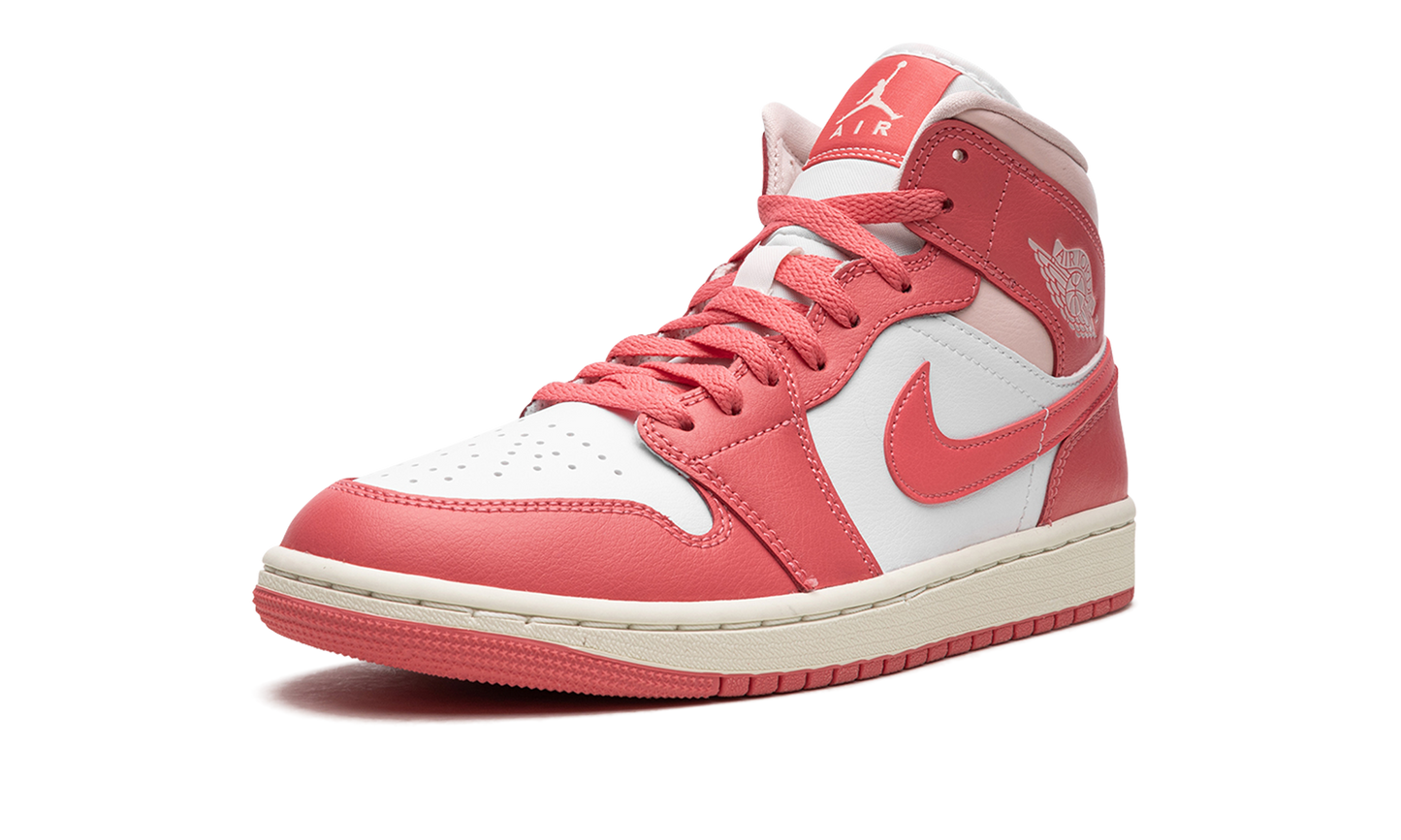 AIR JORDAN 1 MID WMNS Strawberries And Cream BQ6472 186