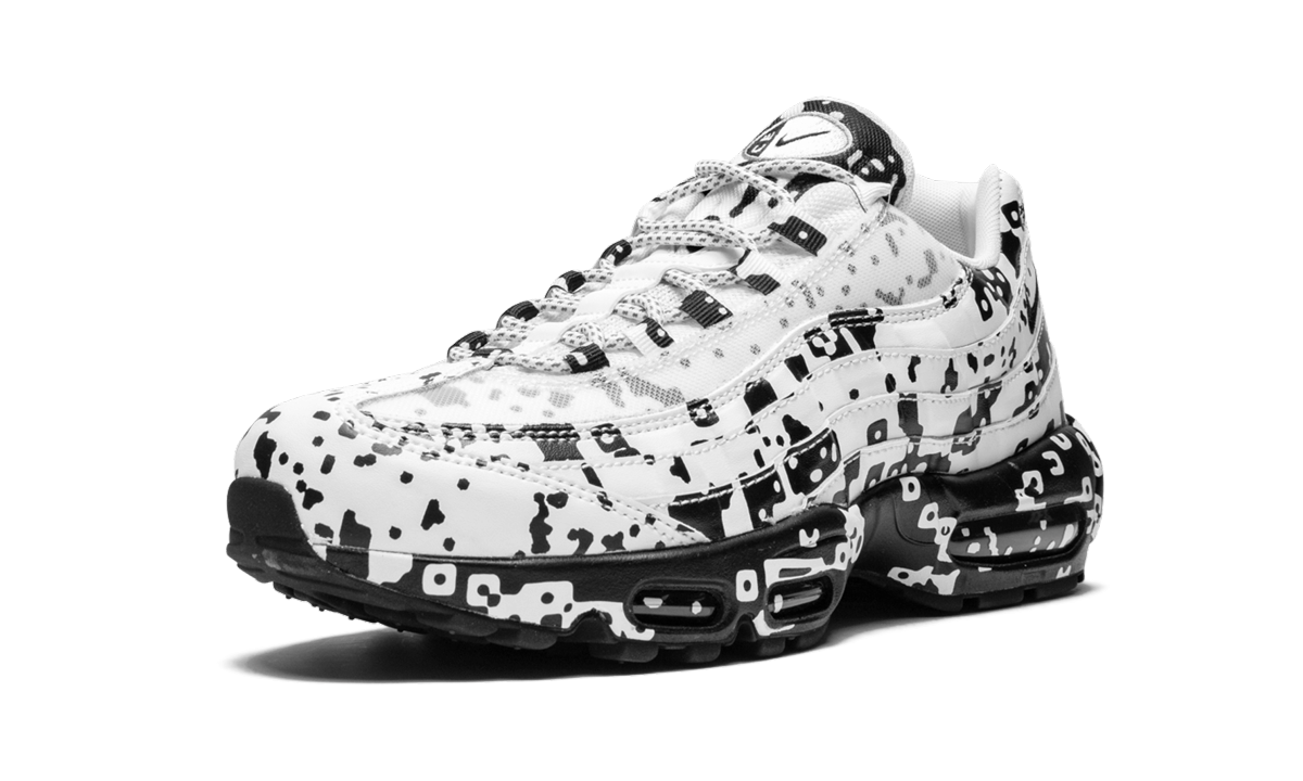 Nike Air Max 95 / C.E. "Cav Empt" AV0765 100