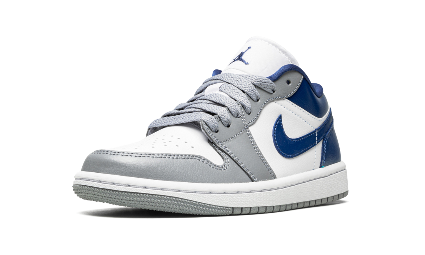 Air Jordan 1 Low WMNS Stealth / French Blue DC0774 042