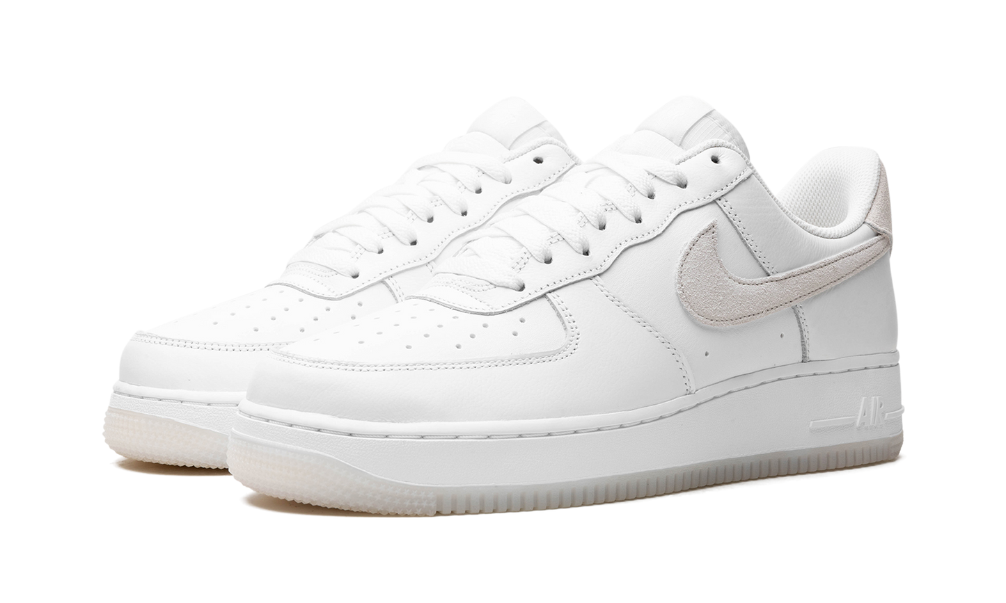 Nike Air Force 1 '07 LV8 "Summit White" FN5832 100