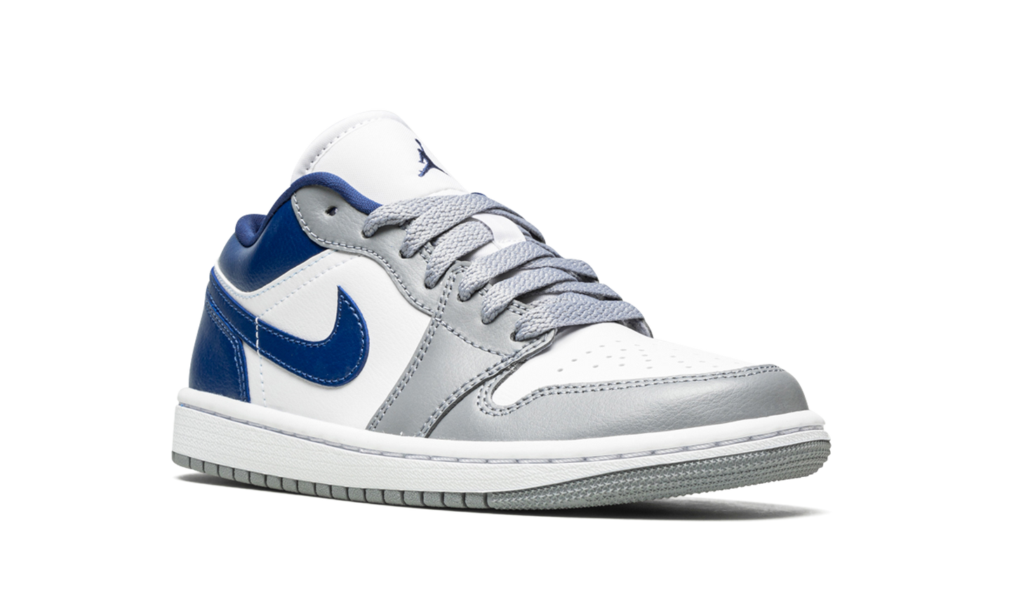 Air Jordan 1 Low WMNS Stealth / French Blue DC0774 042
