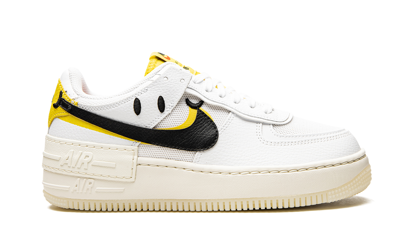Nike AIR FORCE 1 SHADO MNS WMNS Go the Extra Smile DO5872 100