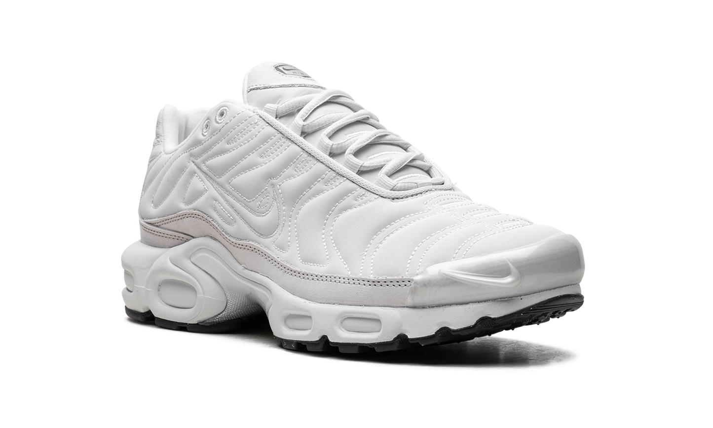 Nike Air Max Plus WMNS "Platinum Tint" FZ4342 001