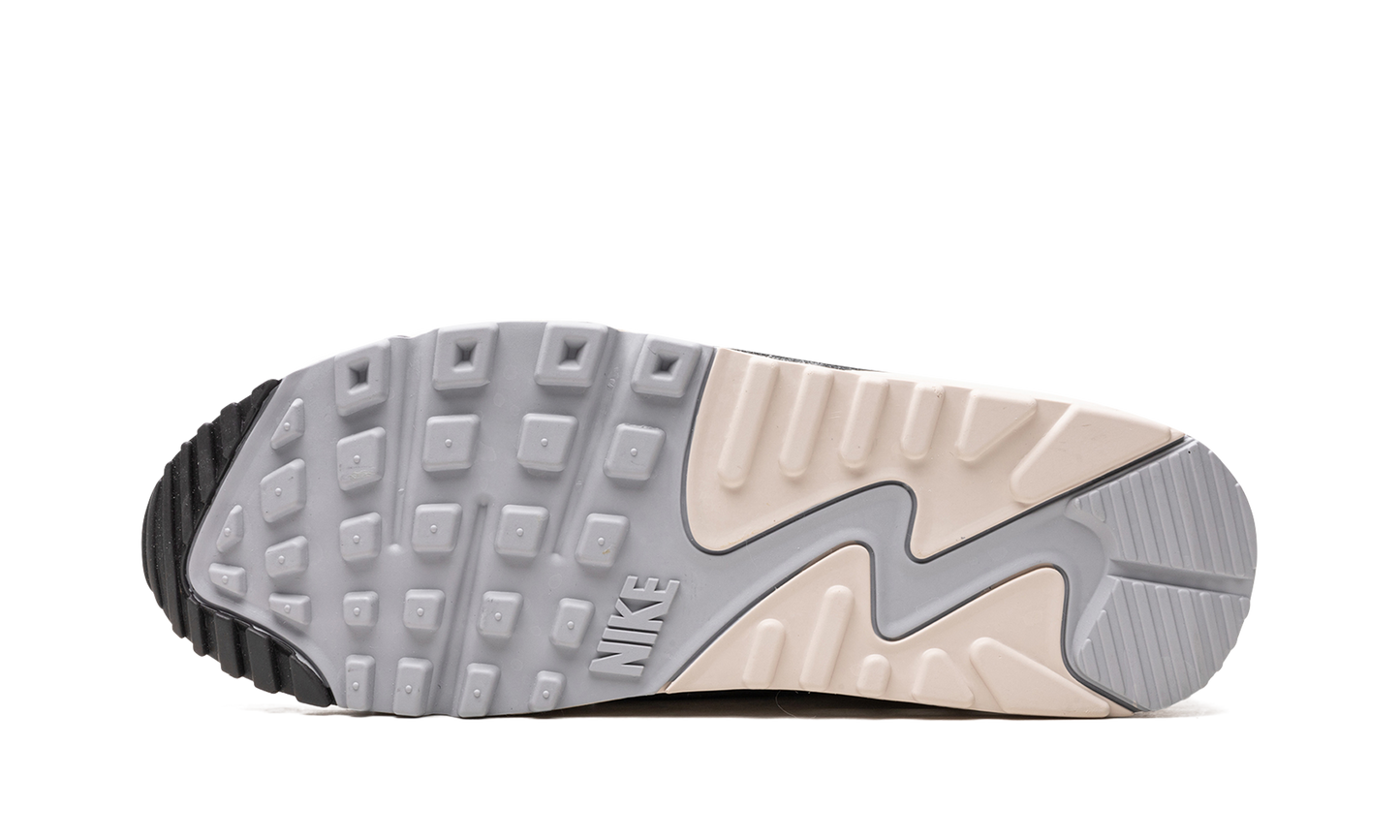Nike AIR MAX 90 FUTURA WMNS "Wolf Grey Summit White" DZ4708 001
