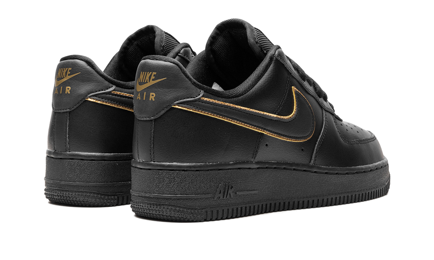 Nike AIR FORCE 1 '07 ESSENTIAL WMNS