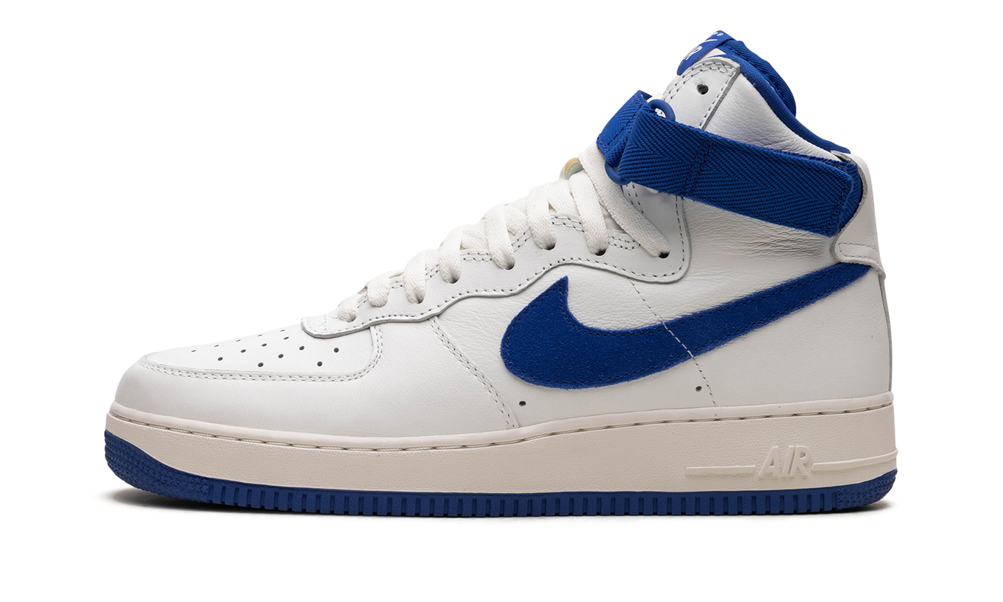 Nike Air Force 1 Hi Retro QS 743546 103