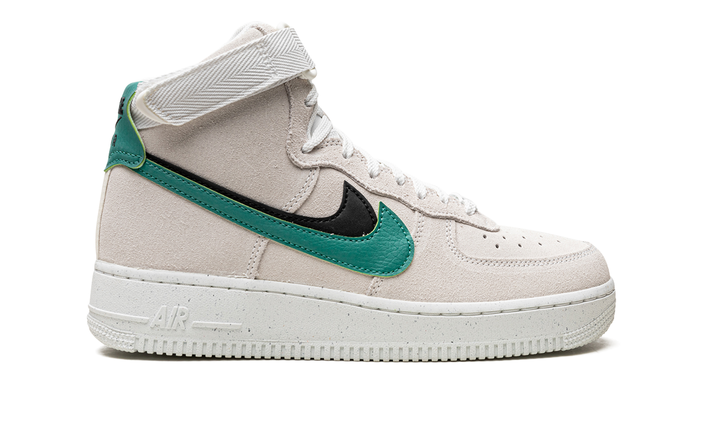 Nike AIR FORCE 1 SE MNS WMNS DO9460 100