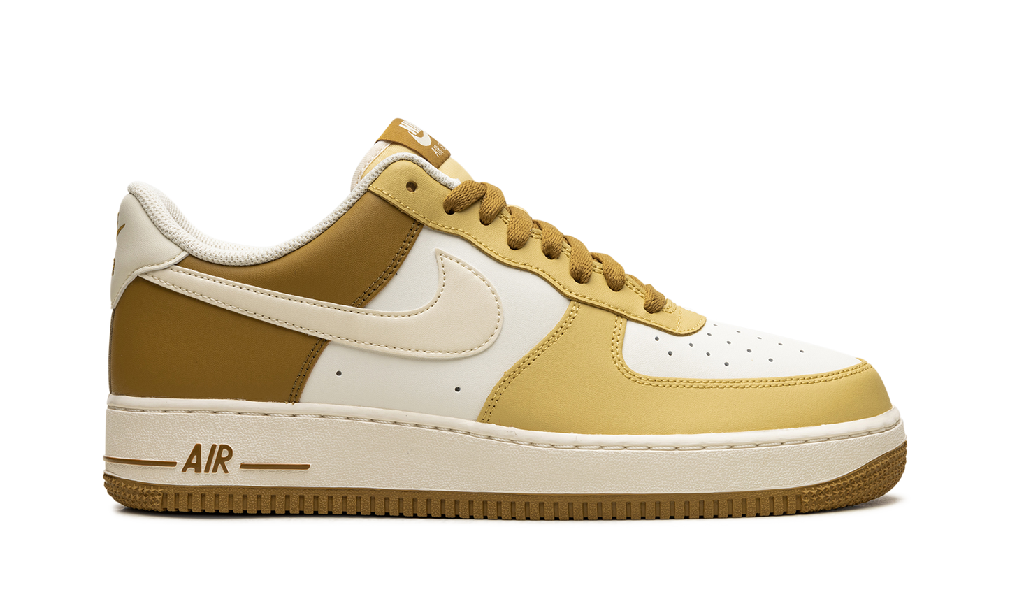 Nike Air Force 1 "Bronzine" FZ4034 716
