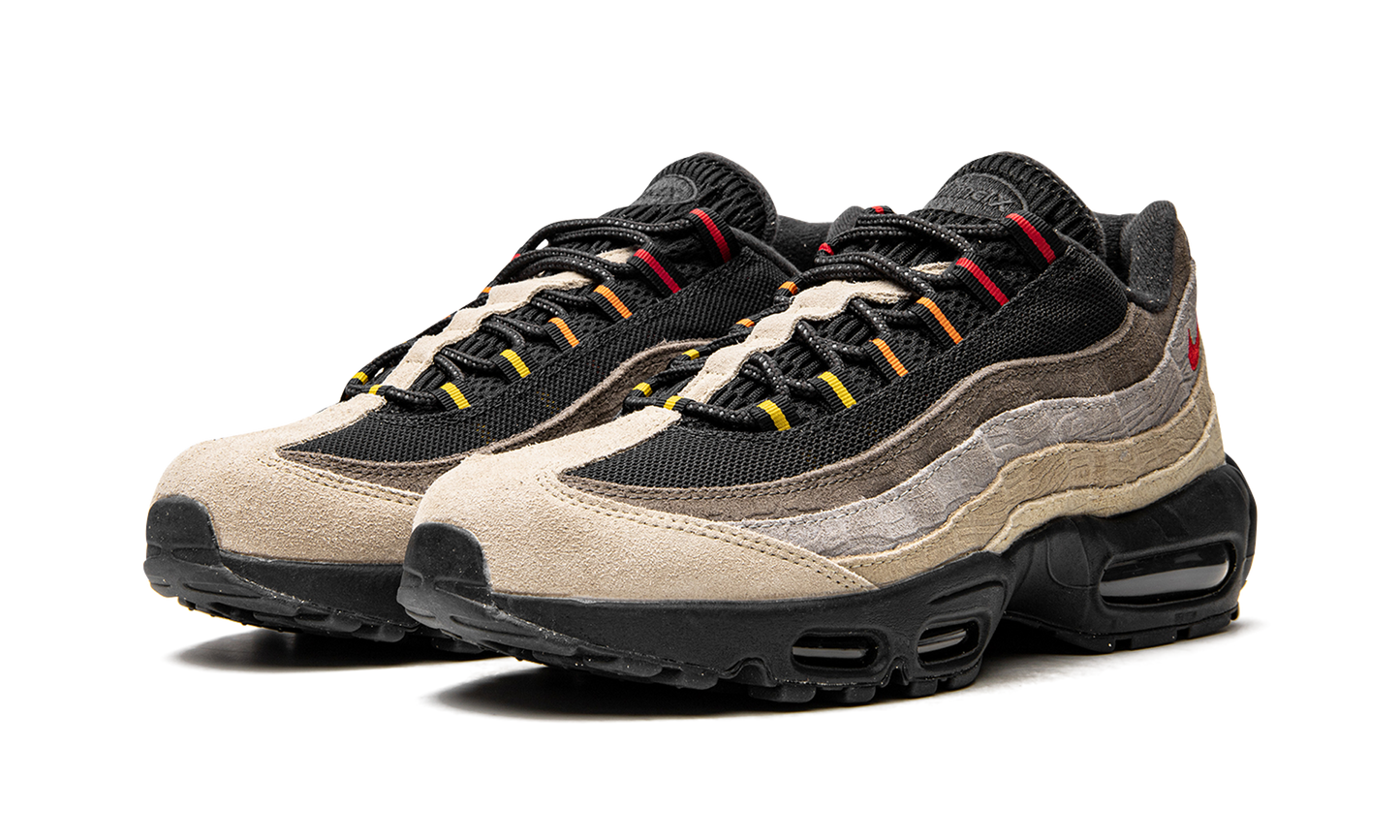 Nike Air Max 95 "Topographic" DV3197 001