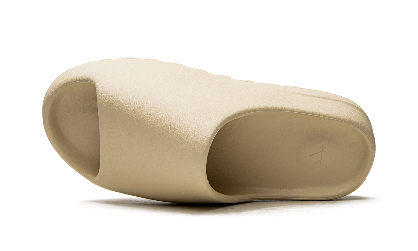 Yeezy Slide "Bone 2022" FZ5897