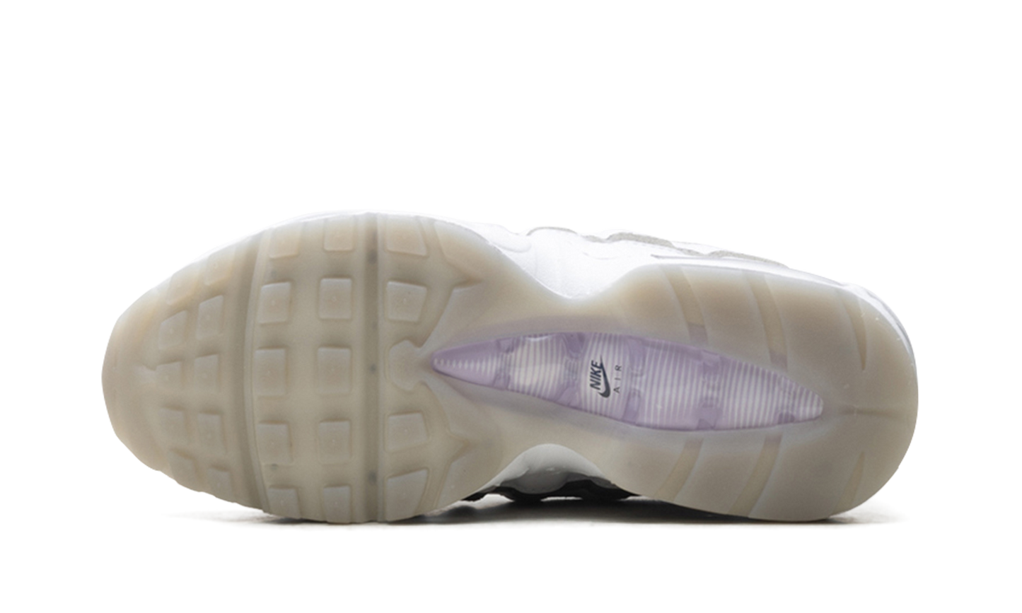 Nike Air Max 95 OG WMNS "Big Bubble Hydrangeas" IB6396 100