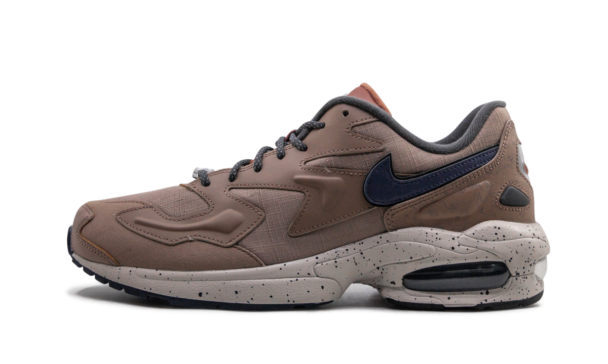 Nike Air Max2 Light LX CJ9997 201