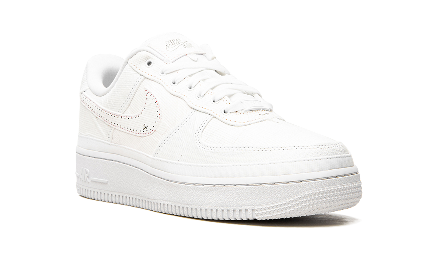 Nike AIR FORCE 1 LO LX WMNS Reveal CJ1650 101
