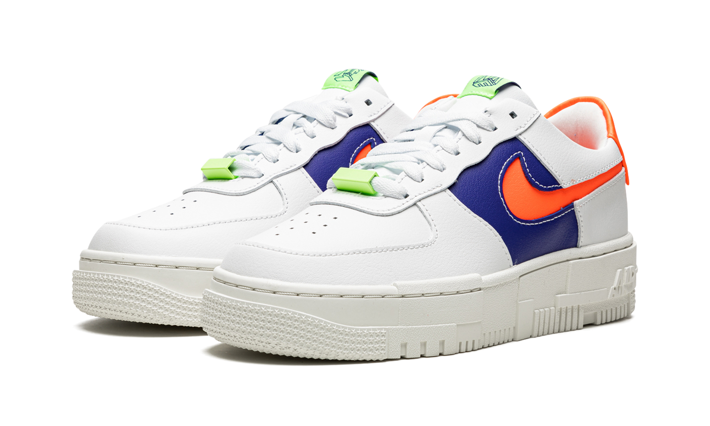 Nike AIR FORCE 1 LO PIXEL MNS WMNS White Concord Crimson DM8340 100