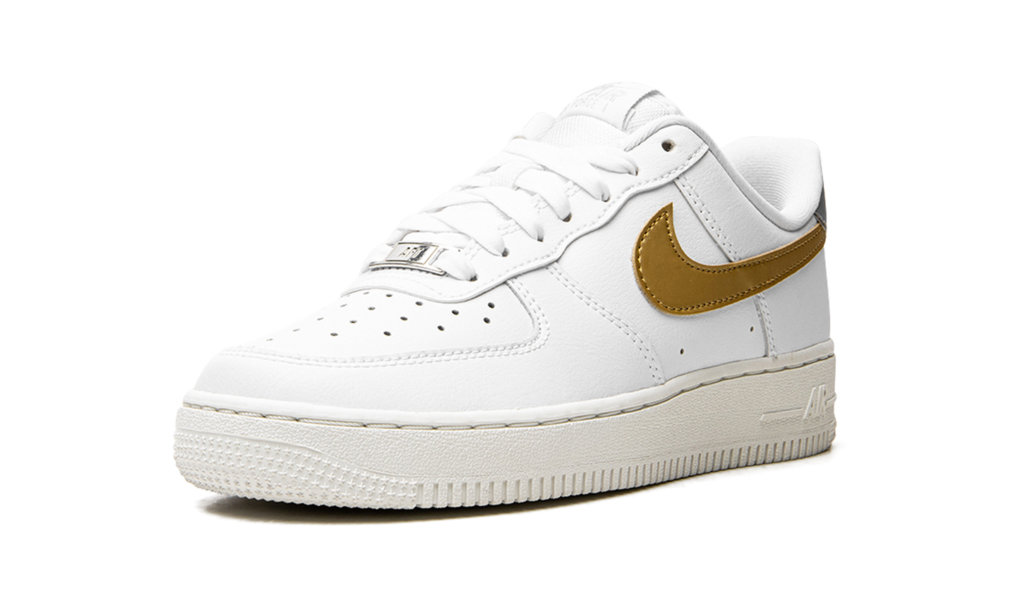 Nike AIR FORCE 1 MNS WMNS White / Gold / Silver DD8959 106