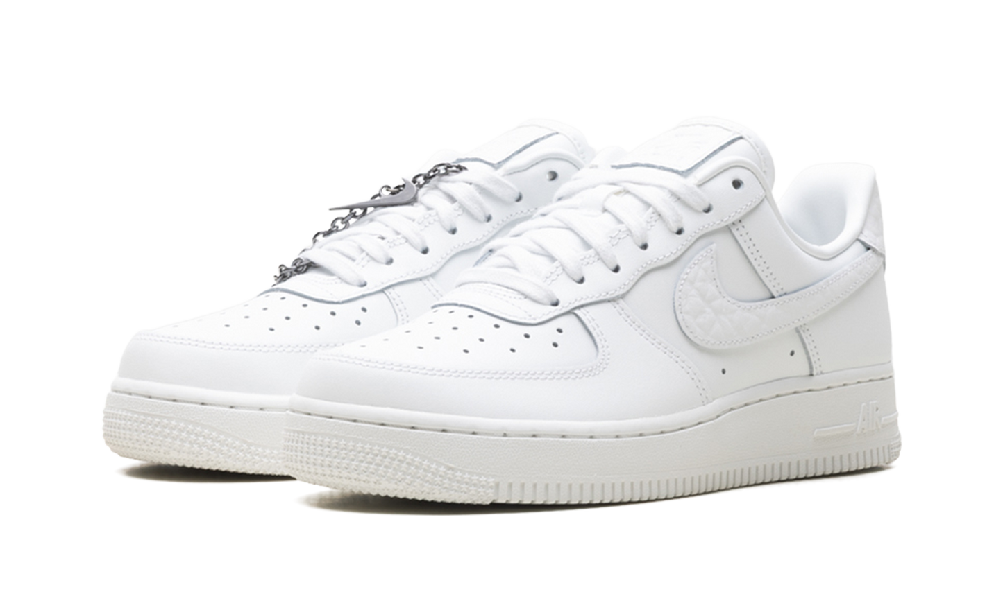 Nike Air Force 1 '07 Low WMNS Summit White Mini Charm IM6485 121
