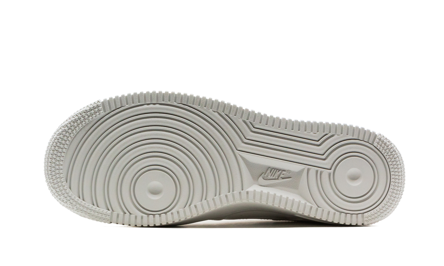 Nike AIR FORCE 1 '07 MNS WMNS Reflective White DC2062 100