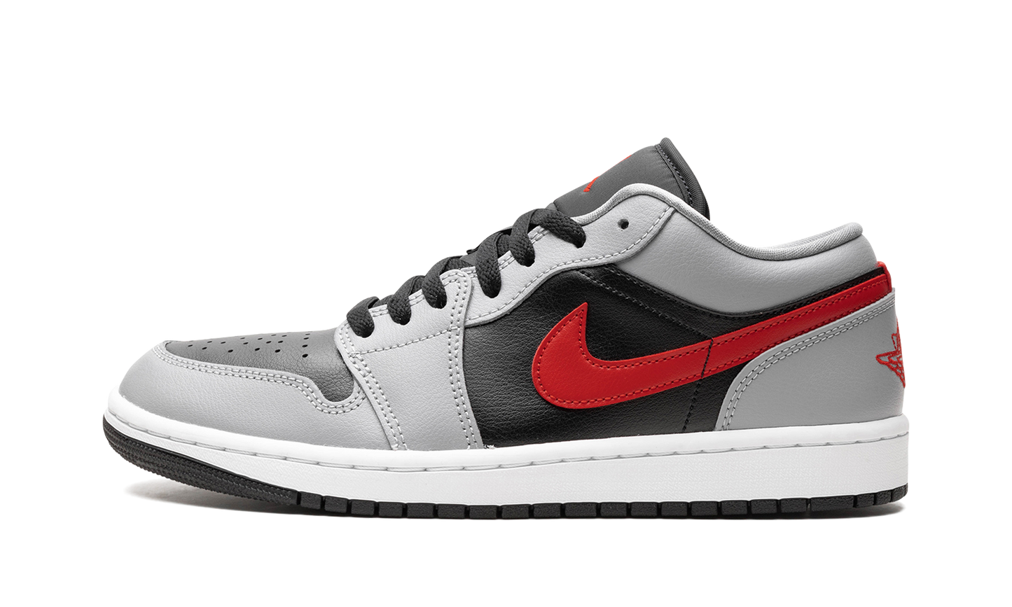AIR JORDAN 1 WMNS Cement Fire Red FZ4183 002