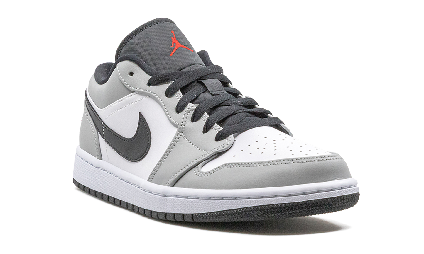 Air Jordan 1 Low Light Smoke Grey 553558 030