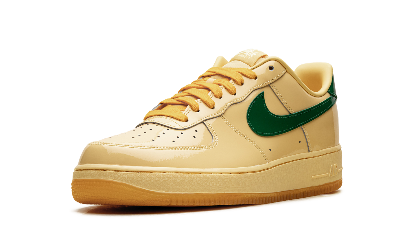 Nike Air Force 1 Low "Patent Leather Topaz Gold Pine Green" IO4489 700