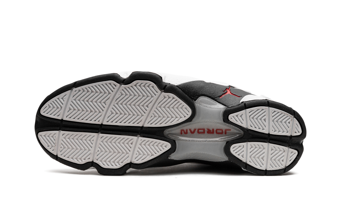 JORDAN OMEN'S OG WMNS White Black 133000 106