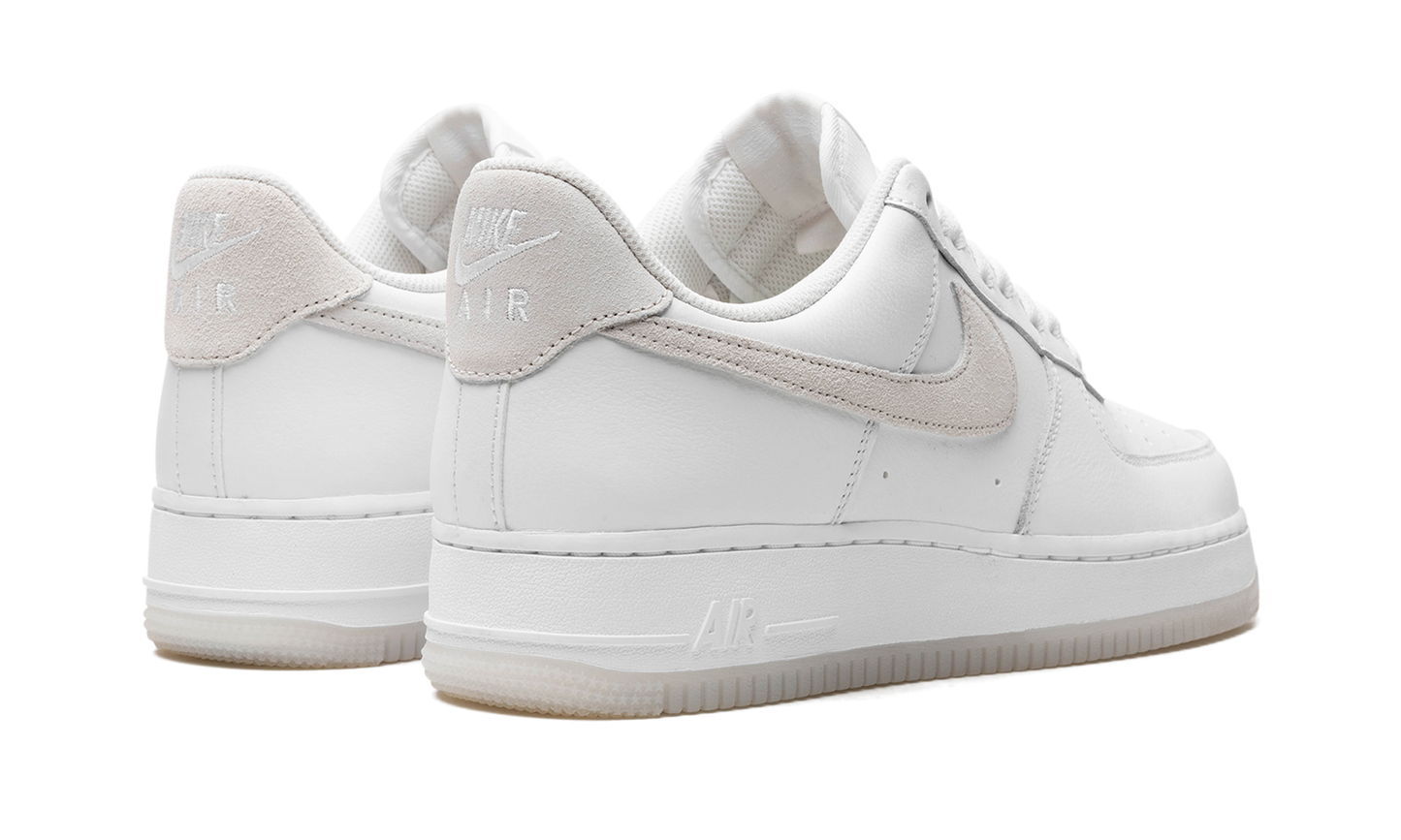 Nike Air Force 1 '07 LV8 "Summit White" FN5832 100