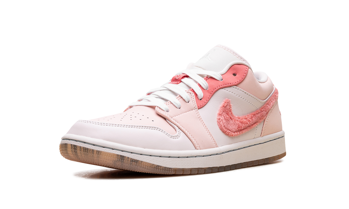 Jordan 1 Low SE WMNS Mighty Swooshers Pink DM5443 666