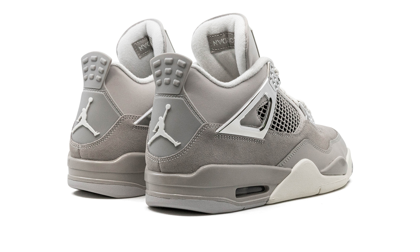 Air Jordan 4 WMNS Frozen Moments AQ9129 001
