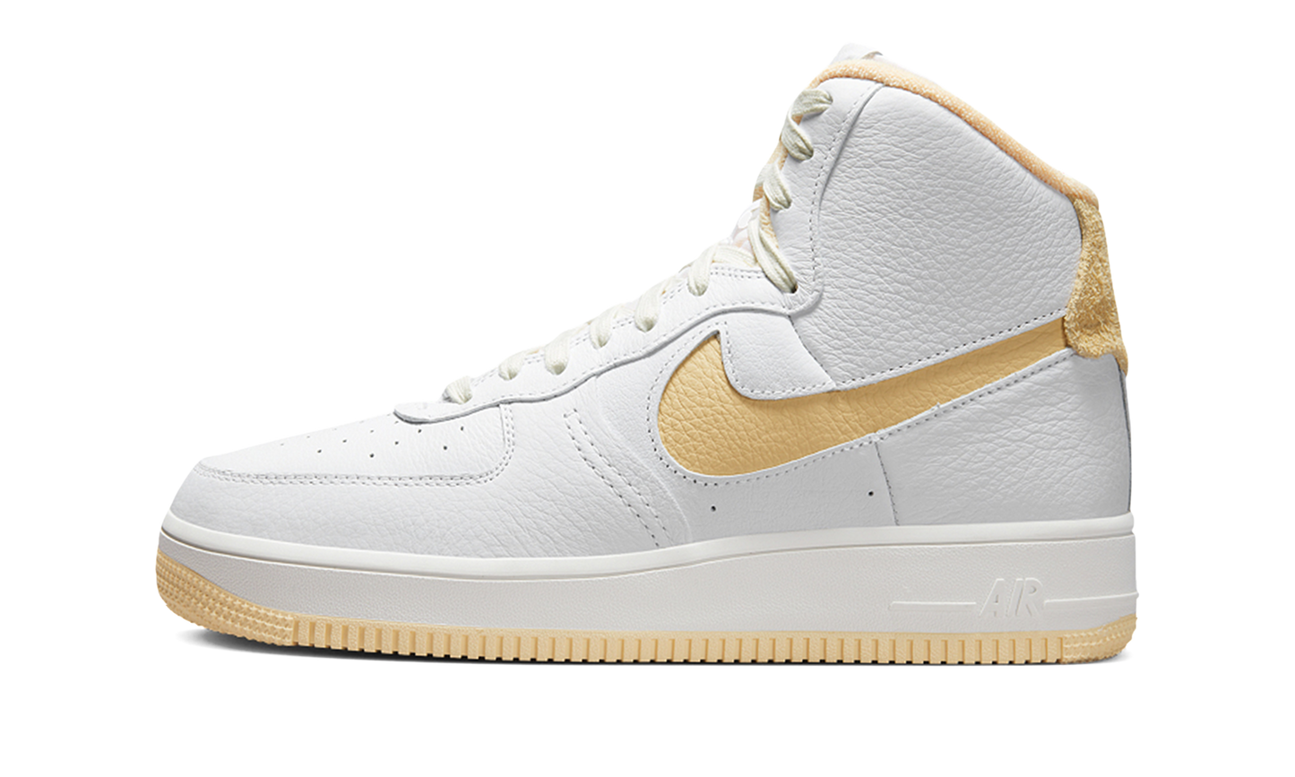 Nike AIR FORCE 1 HIGH SCULPT WMNS Team Gold DV7454 100