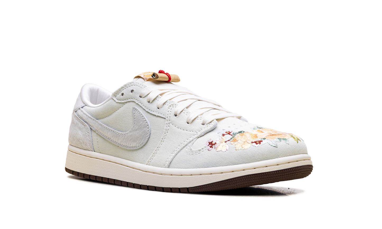 Air Jordan 1 Low Football Grey IQ1108 011